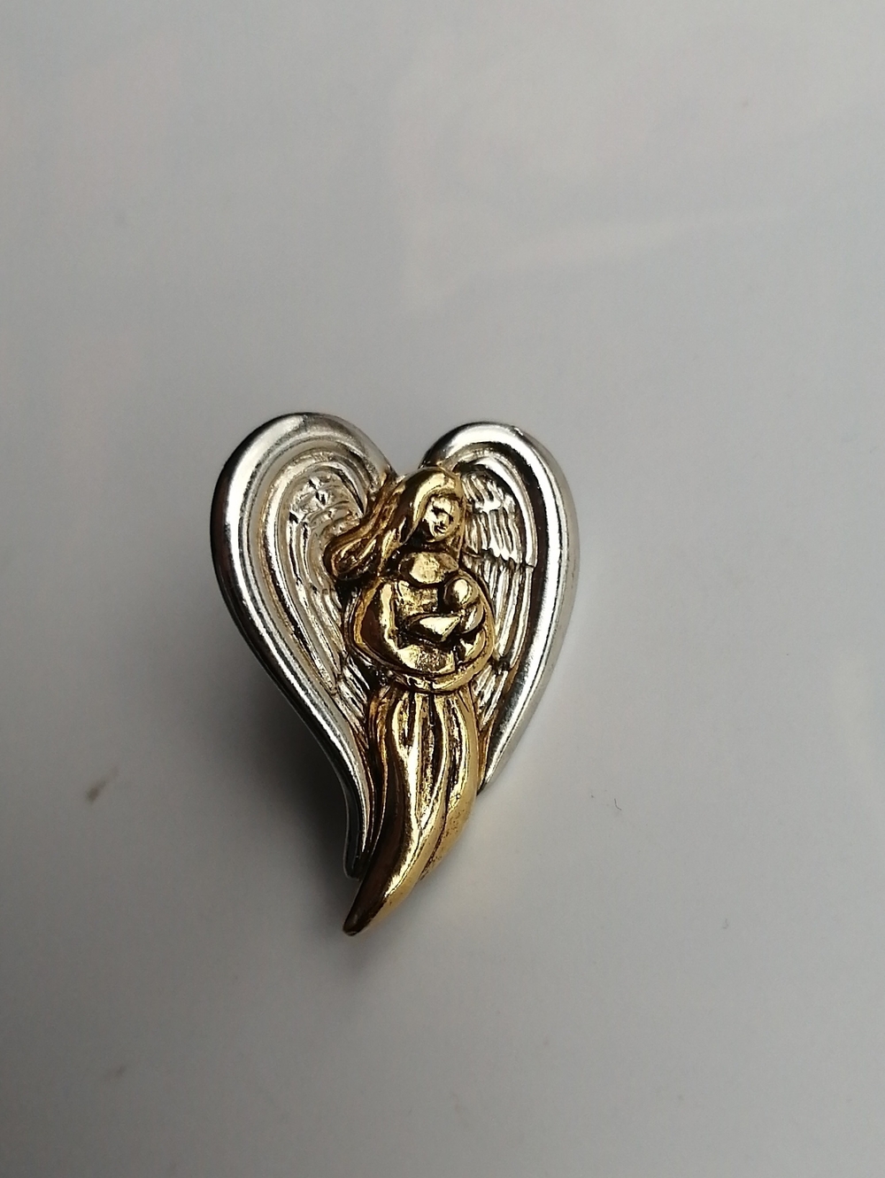 Vintage CAMCO Lapel Pin Silver and Gold Tone Angel Baby Heart Wings